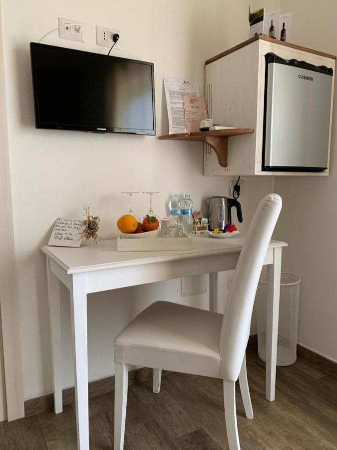 Bed & Breakfast Etesia *